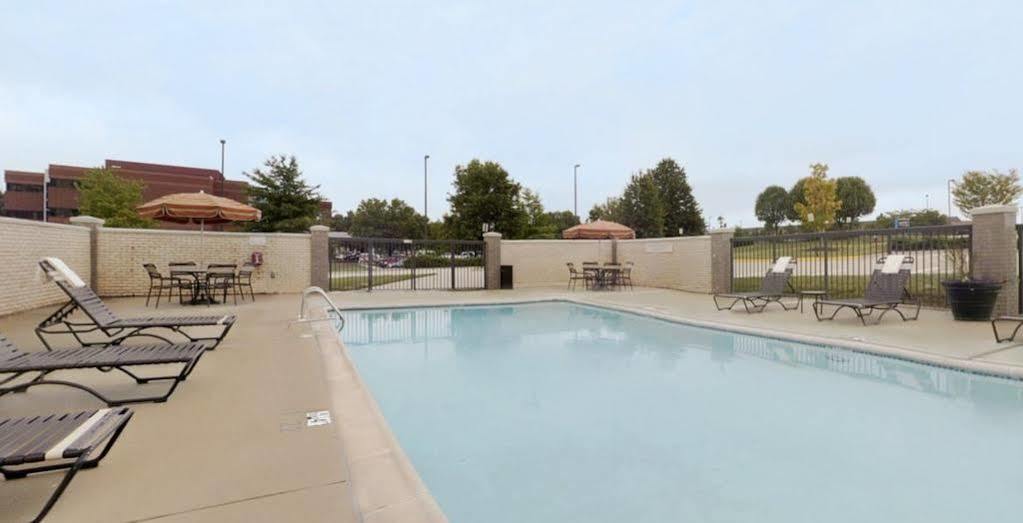 Hyatt Place-Dallas/Arlington Bagian luar foto